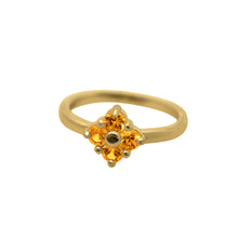 Load image into Gallery viewer, yellow-gold-Lucky-Clover-Ring-spessartite-garnet