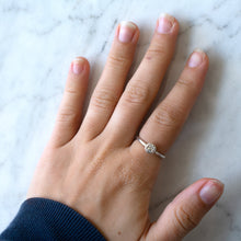 Load image into Gallery viewer,    sterling-silver-paw-ring