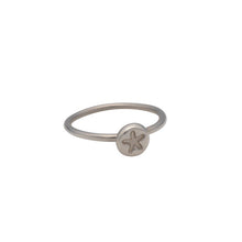 Load image into Gallery viewer, Starfish Circle Ring in Sterling Silver