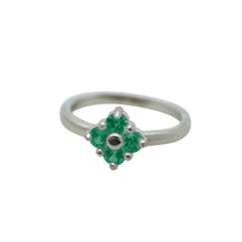 Load image into Gallery viewer, white-Gold-Lucky-Ring-Emerald
